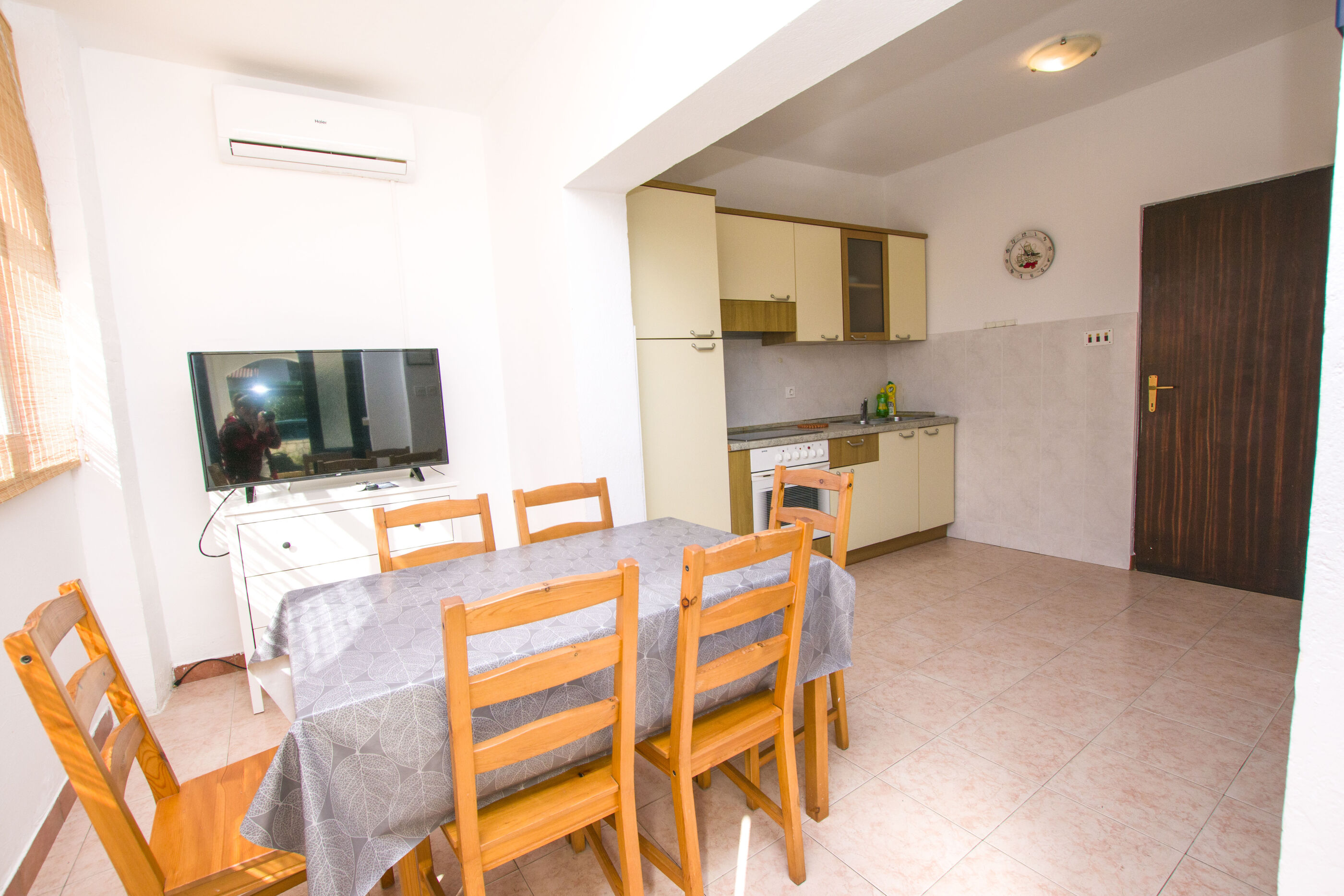 Apartments Josip - Unit 46760-61