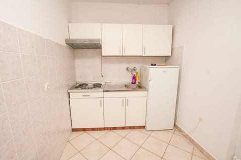 Apartments Josip - Unit 46761-61