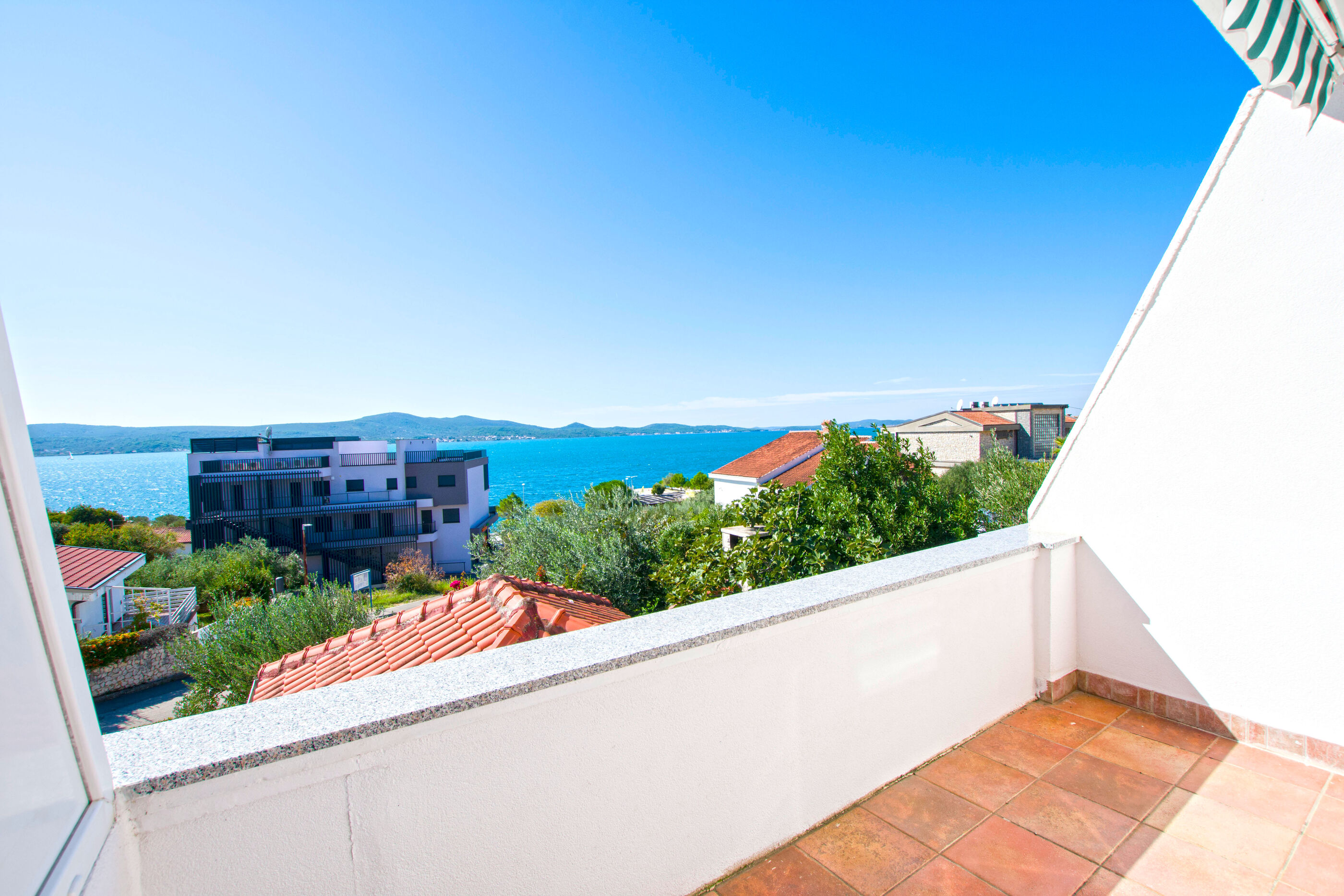 Apartments Josip - Unit 46761-61