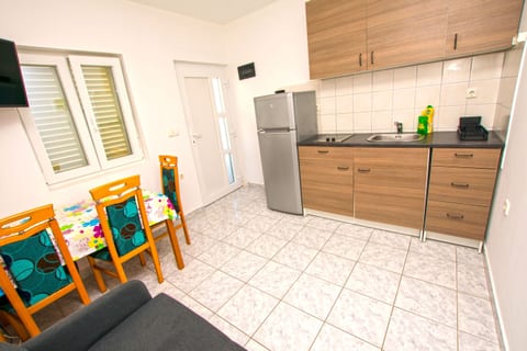 Apartments Josip - Unit 46766-61