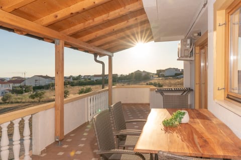Apartments Sanja - Unit 46793-61