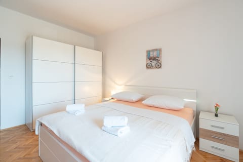 Apartments Sanja - Unit 46794-61