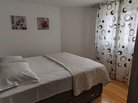 Apartments and Room Danijel - Unit 370751-13