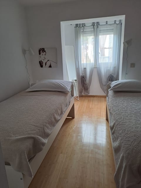Apartments and Room Danijel - Unit 370751-13