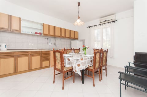 Apartment Slavko - Unit 46929-61