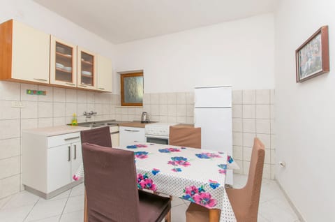 Apartments Kata - Unit 46949-61