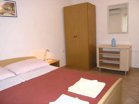 Apartments Dolencic - Unit 47034-61
