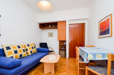 Apartment and Rooms Biserka - Unit 47353-61