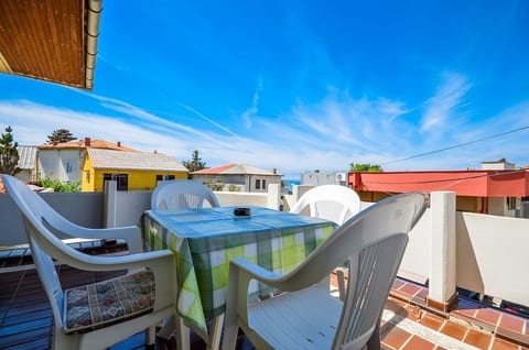 Apartment and Rooms Biserka - Unit 47354-61