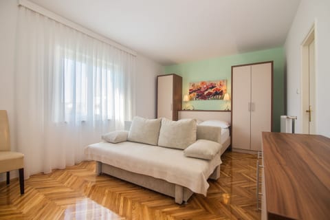 Apartments and Rooms Nada - Unit 47952-61