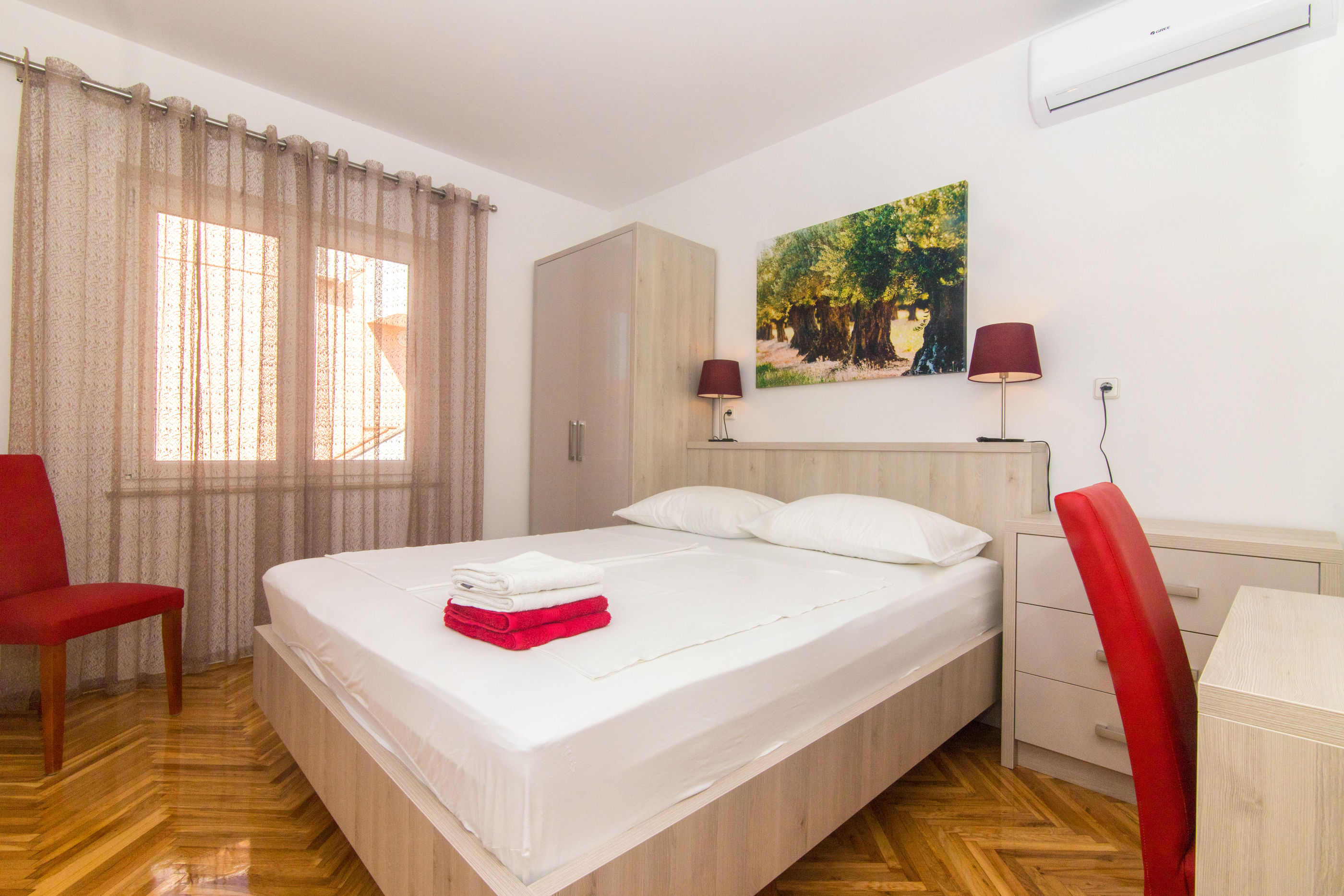 Apartments and Rooms Nada - Unit 47954-61
