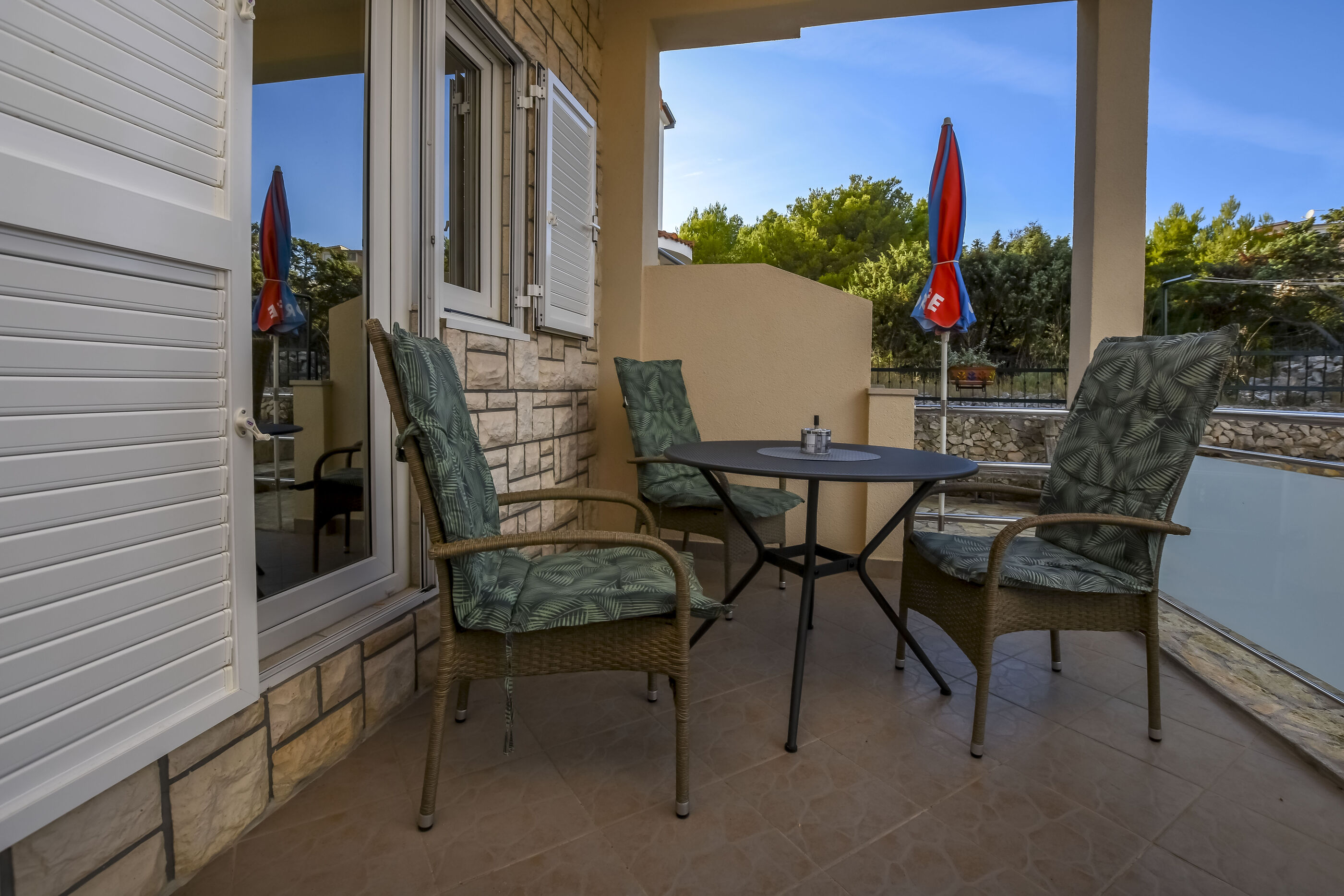 Apartments Sara - Unit 47966-61
