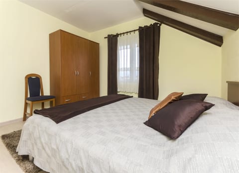 Apartments Toni - Unit 48056-61