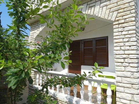 Apartments Toni - Unit 48058-61