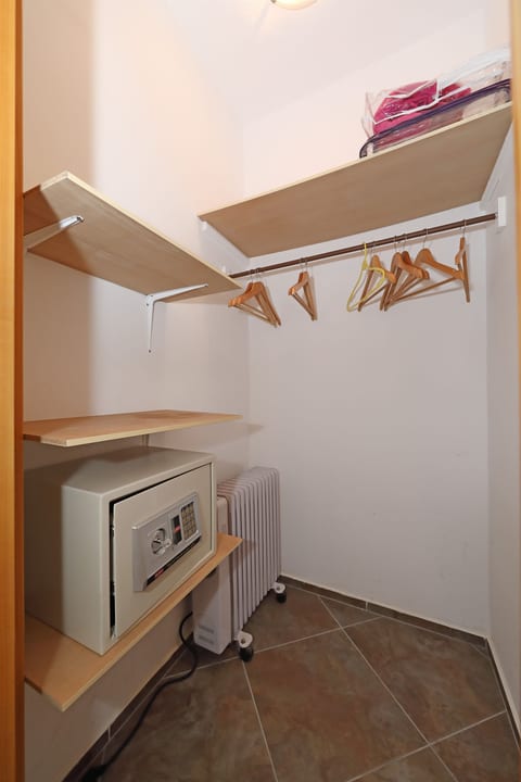 Rooms Zdravko - Unit 48094-61