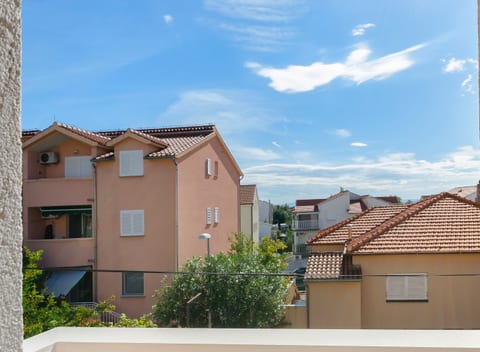 Apartments and Rooms Mladen - Unit 48175-61