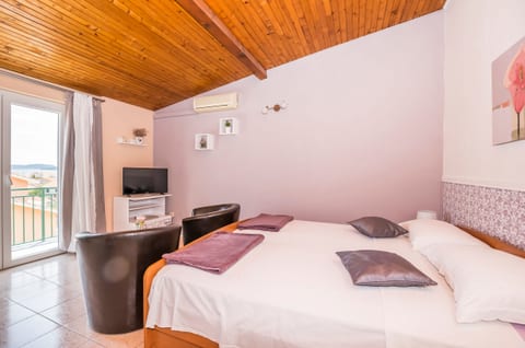 Apartments and Room Zinka - Unit 48180-61