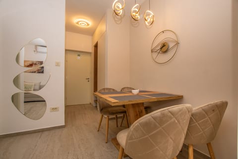 Apartments Josip - Unit 48555-61