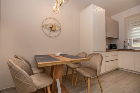 Apartments Josip - Unit 48555-61