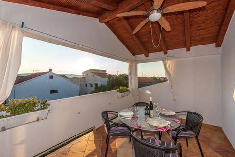 Apartments Josip - Unit 176922-5