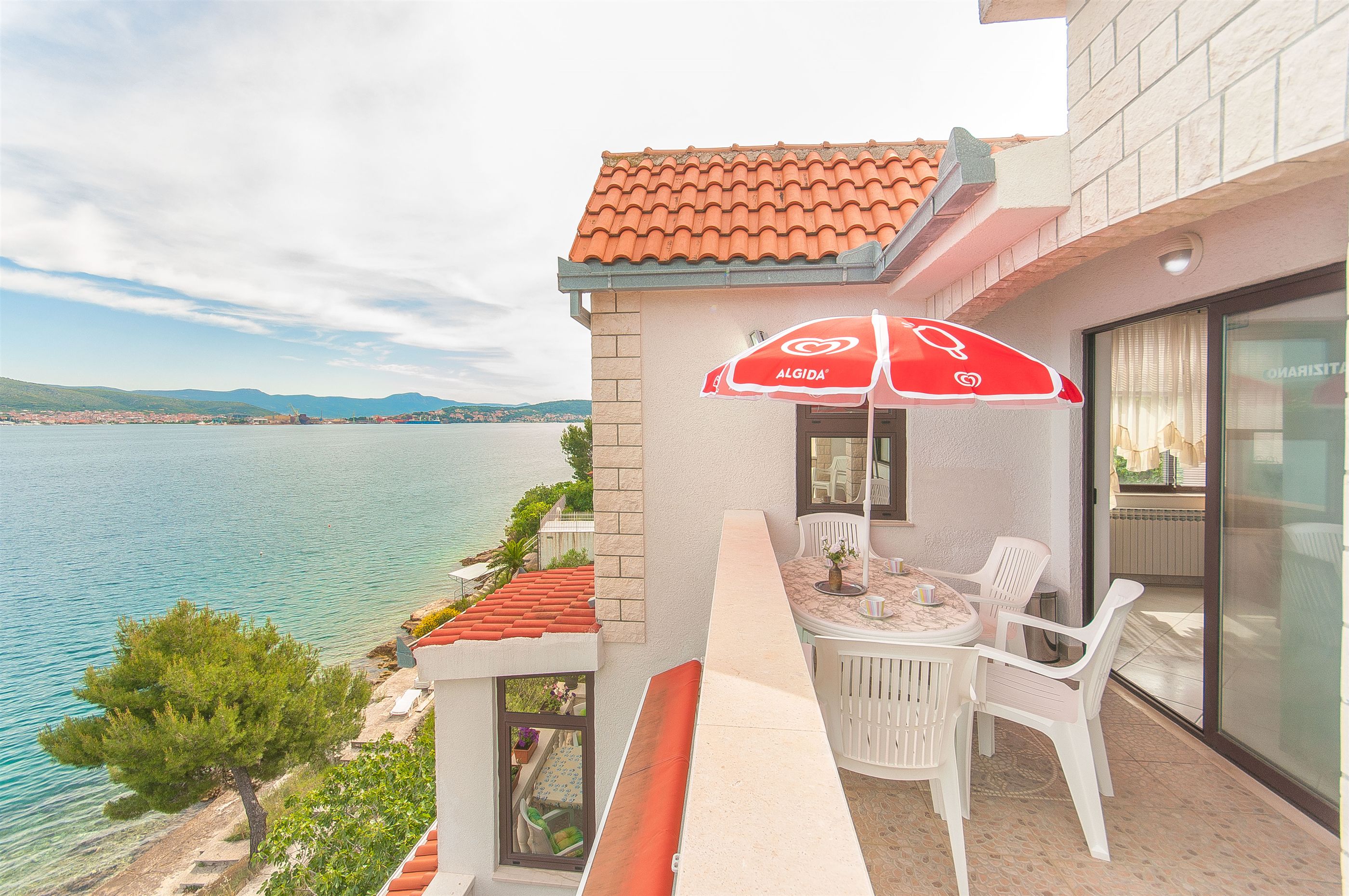 Apartments Nataša - Unit 49049-61