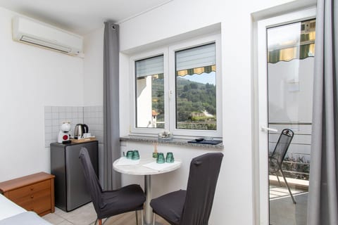 Apartment and Rooms Ana - Unit 49097-61