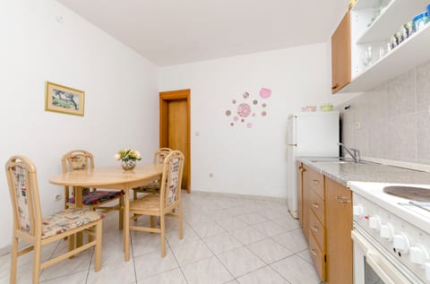 Apartments Helena - Unit 49190-61
