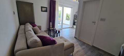 Apartments Helena - Unit 210884-16