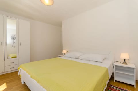 Apartments Nedeljko - Unit 49212-61