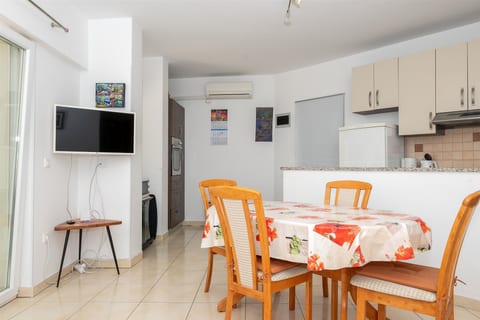 Apartment Nena - Unit 49251-61