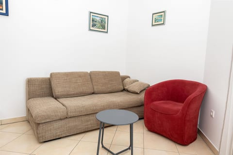 Apartment Nena - Unit 49251-61