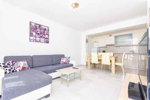 Apartment Nena - Unit 150500-15