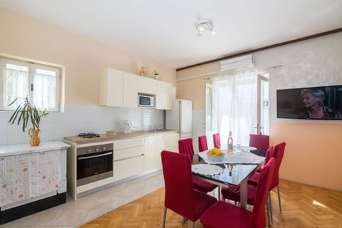 Apartments Željko - Unit 49430-61