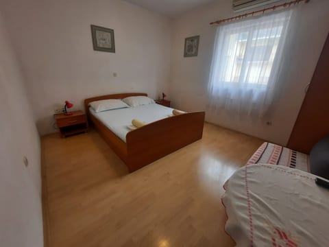 Apartments Željko - Unit 49432-61