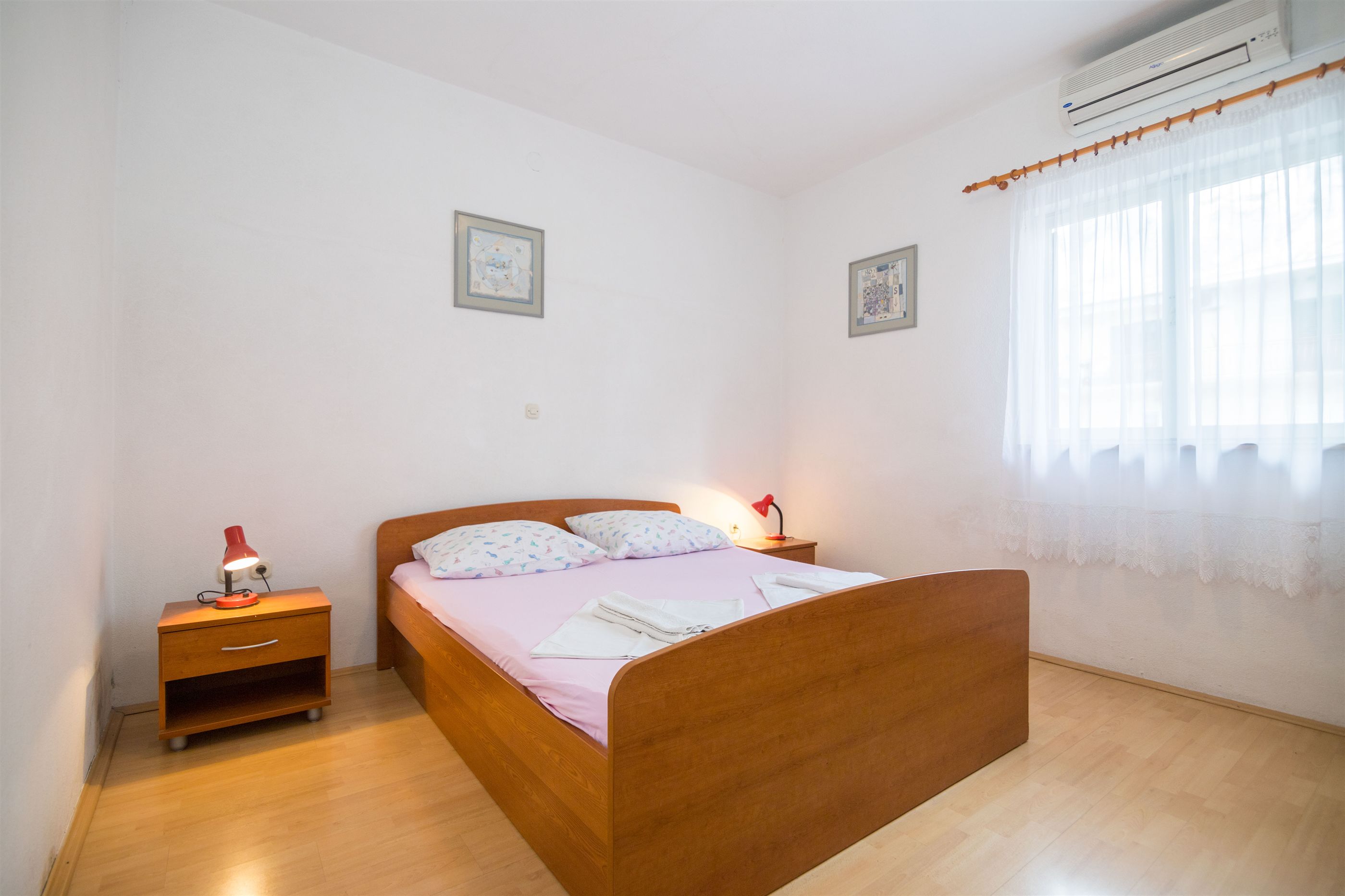 Apartments Željko - Unit 49432-61