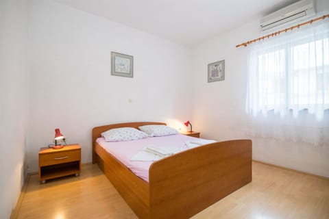 Apartments Željko - Unit 49432-61