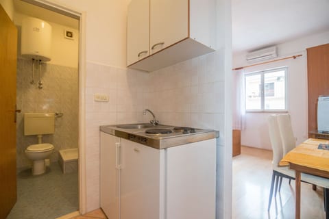 Apartments Željko - Unit 49432-61