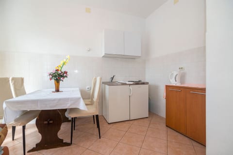 Apartments Željko - Unit 49433-61