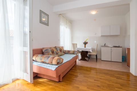 Apartments Željko - Unit 49433-61