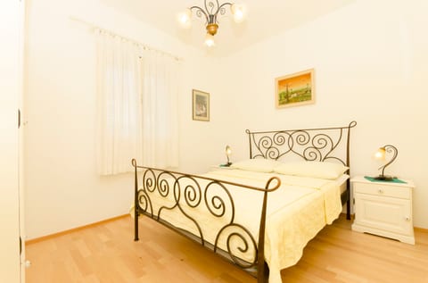 Apartments Simon - Unit 49544-61