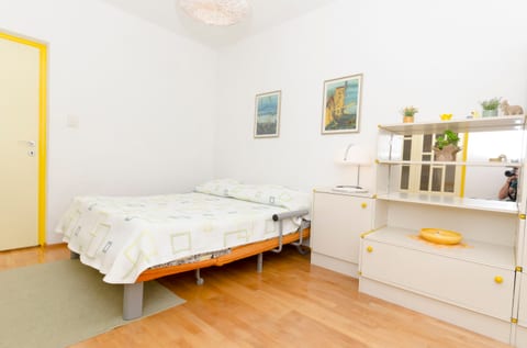 Apartments Simon - Unit 49544-61