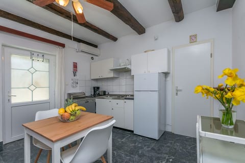 Apartments Porto Duće - Unit 207279-16