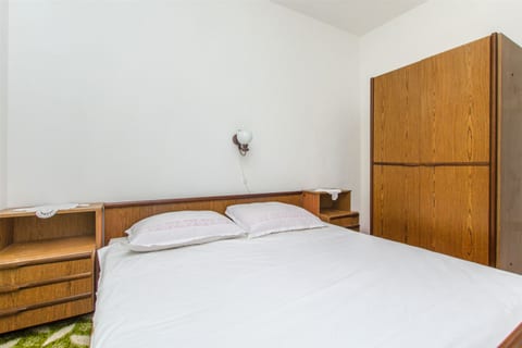 Apartments Jerka - Unit 50190-61