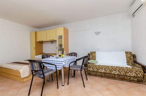 Apartments Jurica - Unit 50320-61