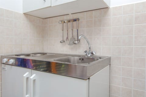 Apartments Spomenka - Unit 50563-61