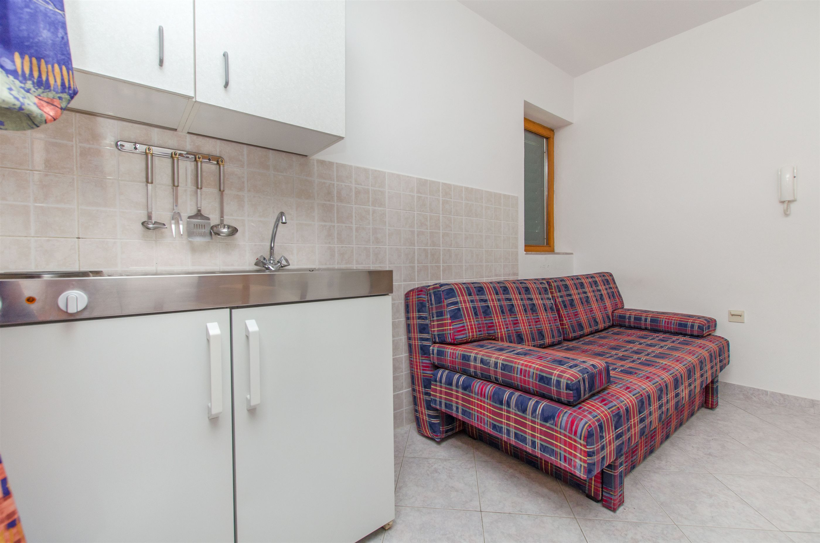 Apartments Spomenka - Unit 50565-61