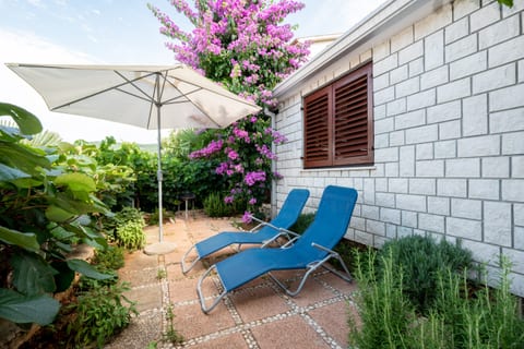 Apartments Mandica - Unit 51301-61