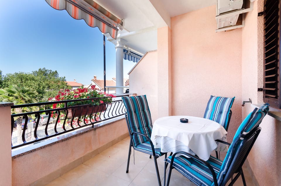 Apartments Elda - Unit 51389-61