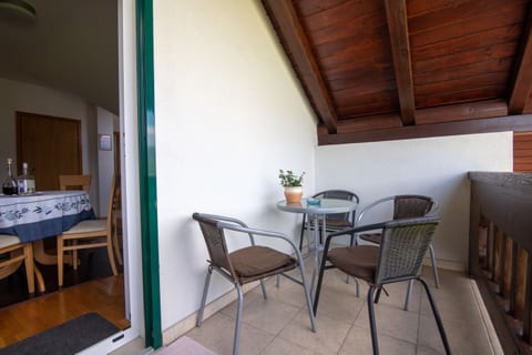 Apartments and Room Robert - Unit 51467-61
