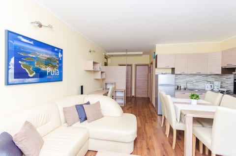 Apartment Ecio - Unit 51727-61